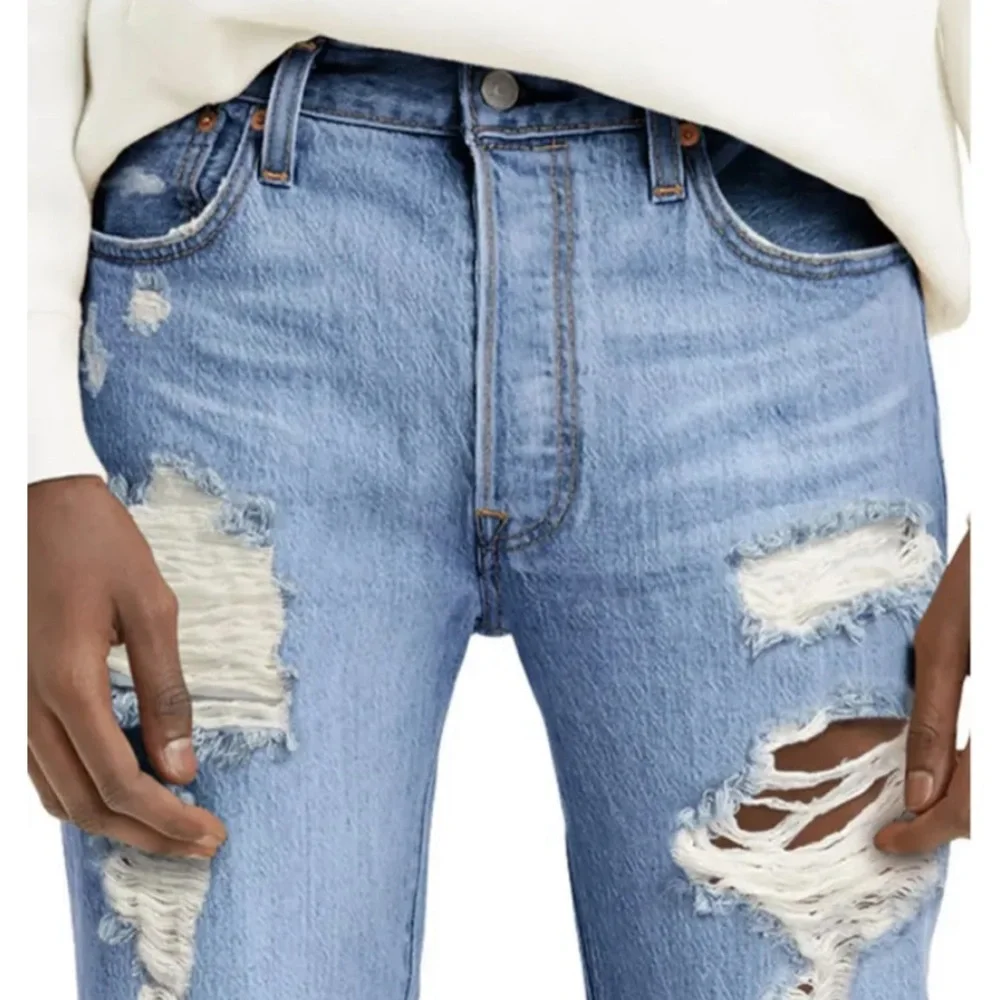 Levi's 501 Original-Fit Ripped Men's Jeans Size 29 x 30 MSRP $79 medium Wash NWT - Picture 7 of 12